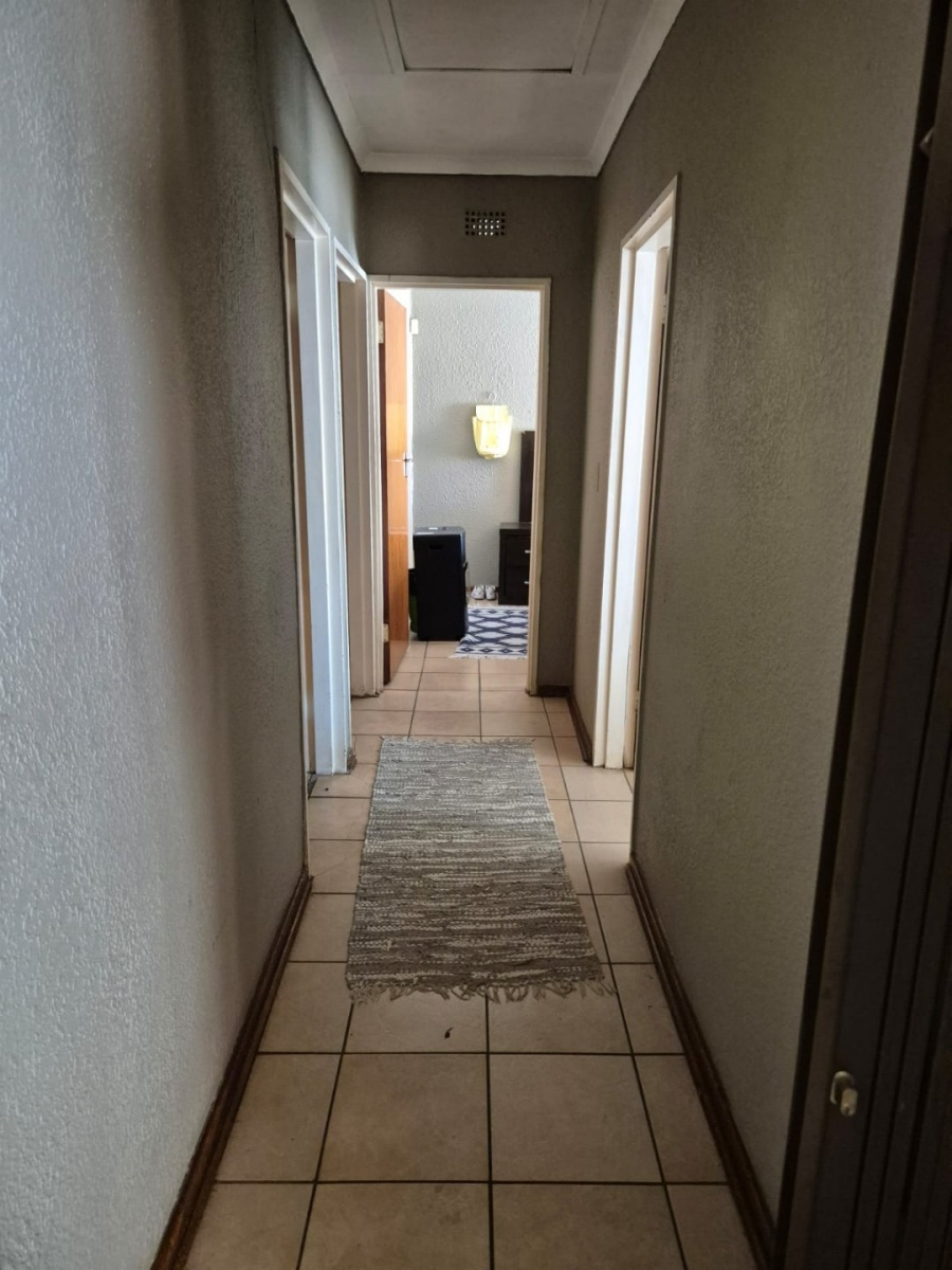 To Let 3 Bedroom Property for Rent in Universitas Ridge Free State
